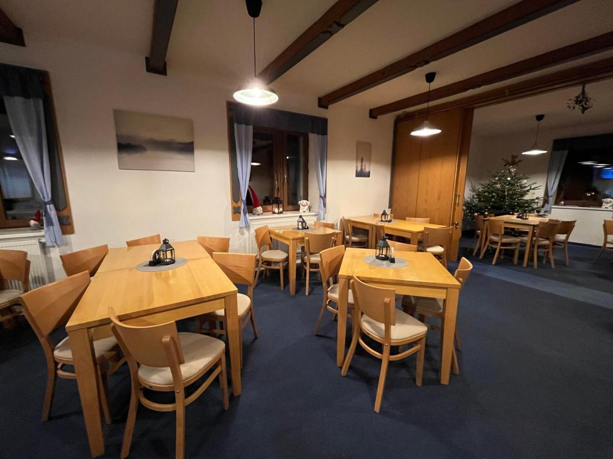 Horsky Hotel Idol 霍尔尼米瑟克基 外观 照片